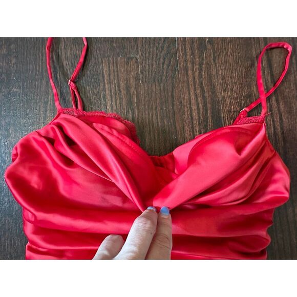 Oh Polly All For You Red Lace trim Mini Dress Size 4 - Picture 4 of 10